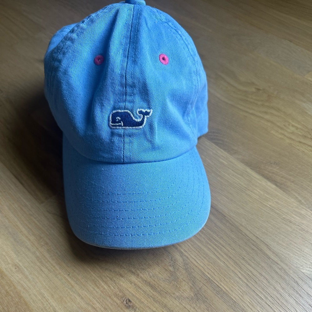 vineyard vines youth baseball hat. adjustable.